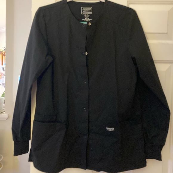 Lot of Women’s Scrubs ranging from Small to Medium excellent condition - Picture 3 of 11